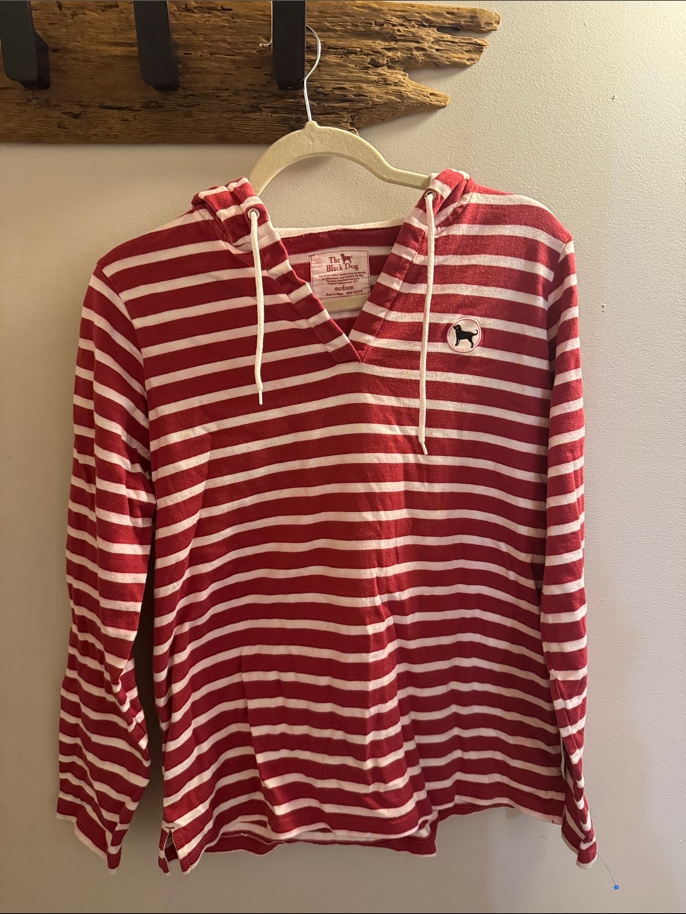 The Black Dog Red & White Striped Hooded Pullover women’s M